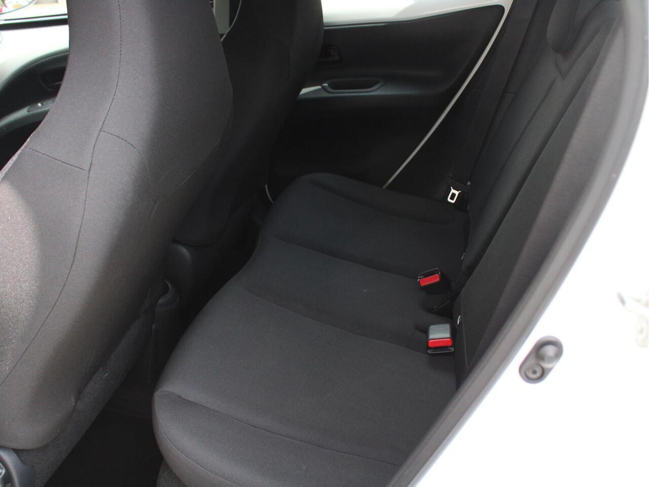 Toyota AYGO X 1.0 VVT-i MT Adaptieve Cruise Control, Airco, Hill Hold Functie, Elektrische Ramen Voor