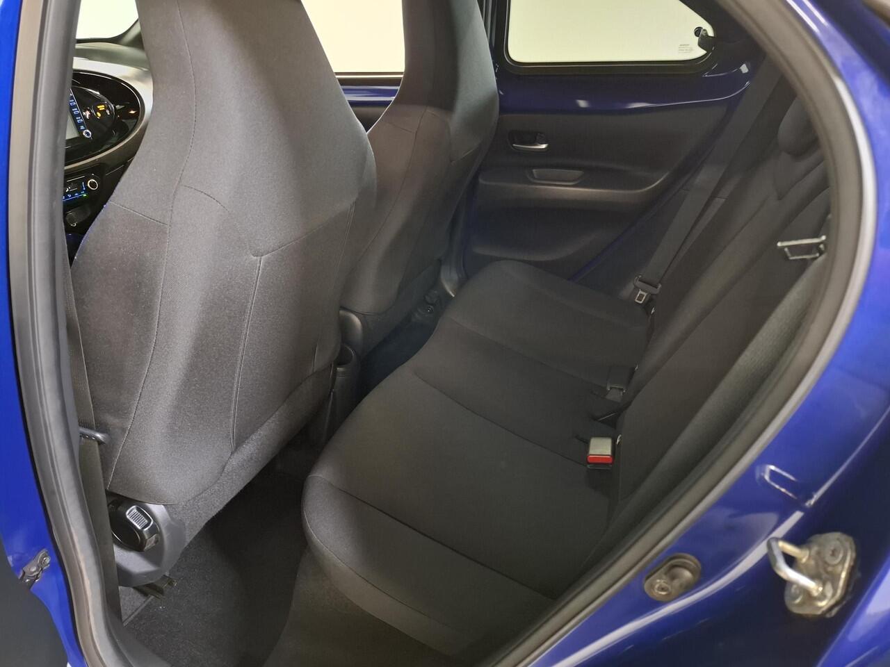 Toyota AYGO X 1.0 VVT-i MT Pulse | LED | Lichtmetalen velgen | Clima | Licht/regen sensor |