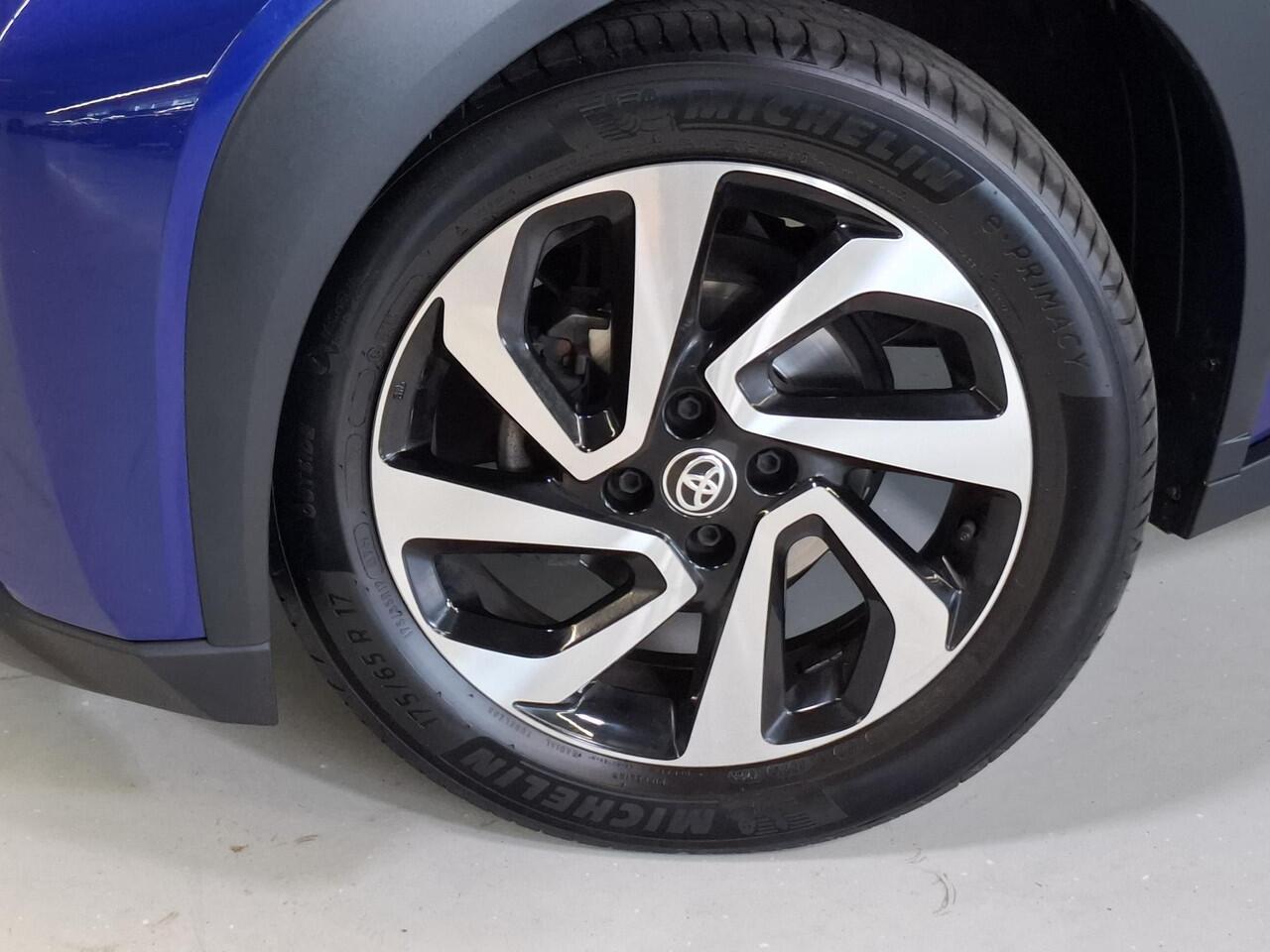 Toyota AYGO X 1.0 VVT-i MT Pulse | LED | Lichtmetalen velgen | Clima | Licht/regen sensor |