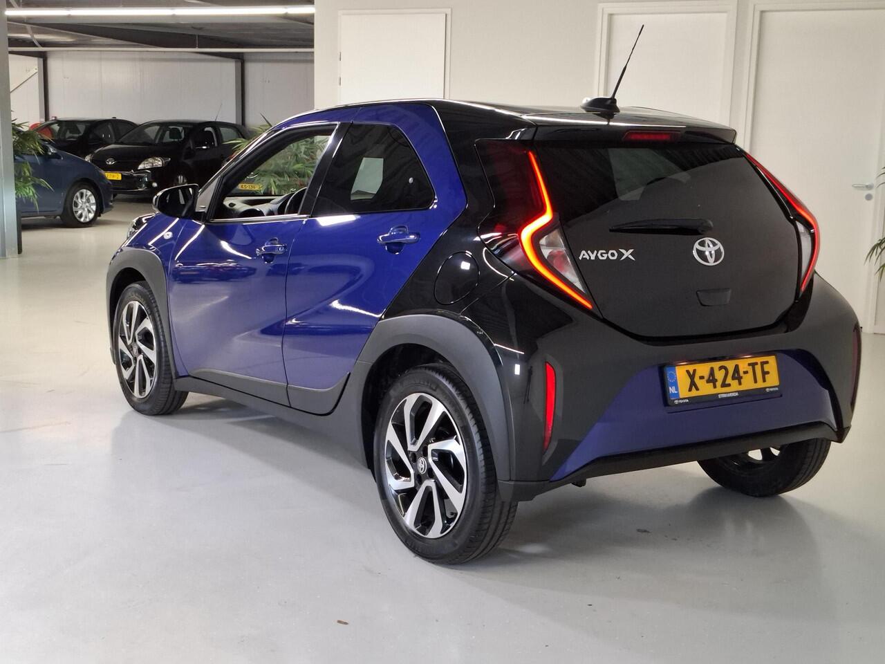 Toyota AYGO X 1.0 VVT-i MT Pulse | LED | Lichtmetalen velgen | Clima | Licht/regen sensor |