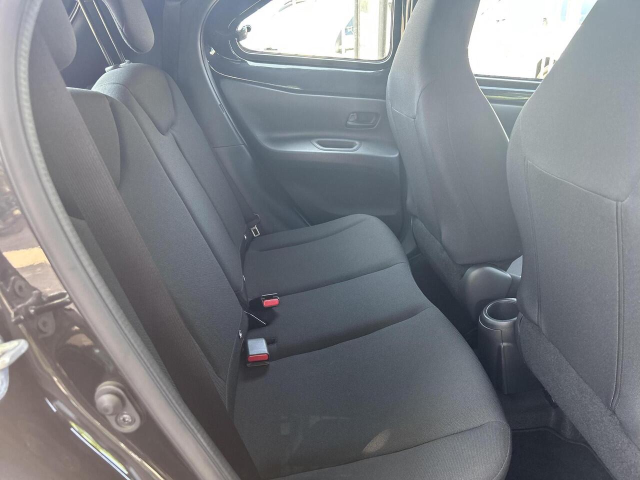 Toyota AYGO X 1.0 VVT-i MT Play