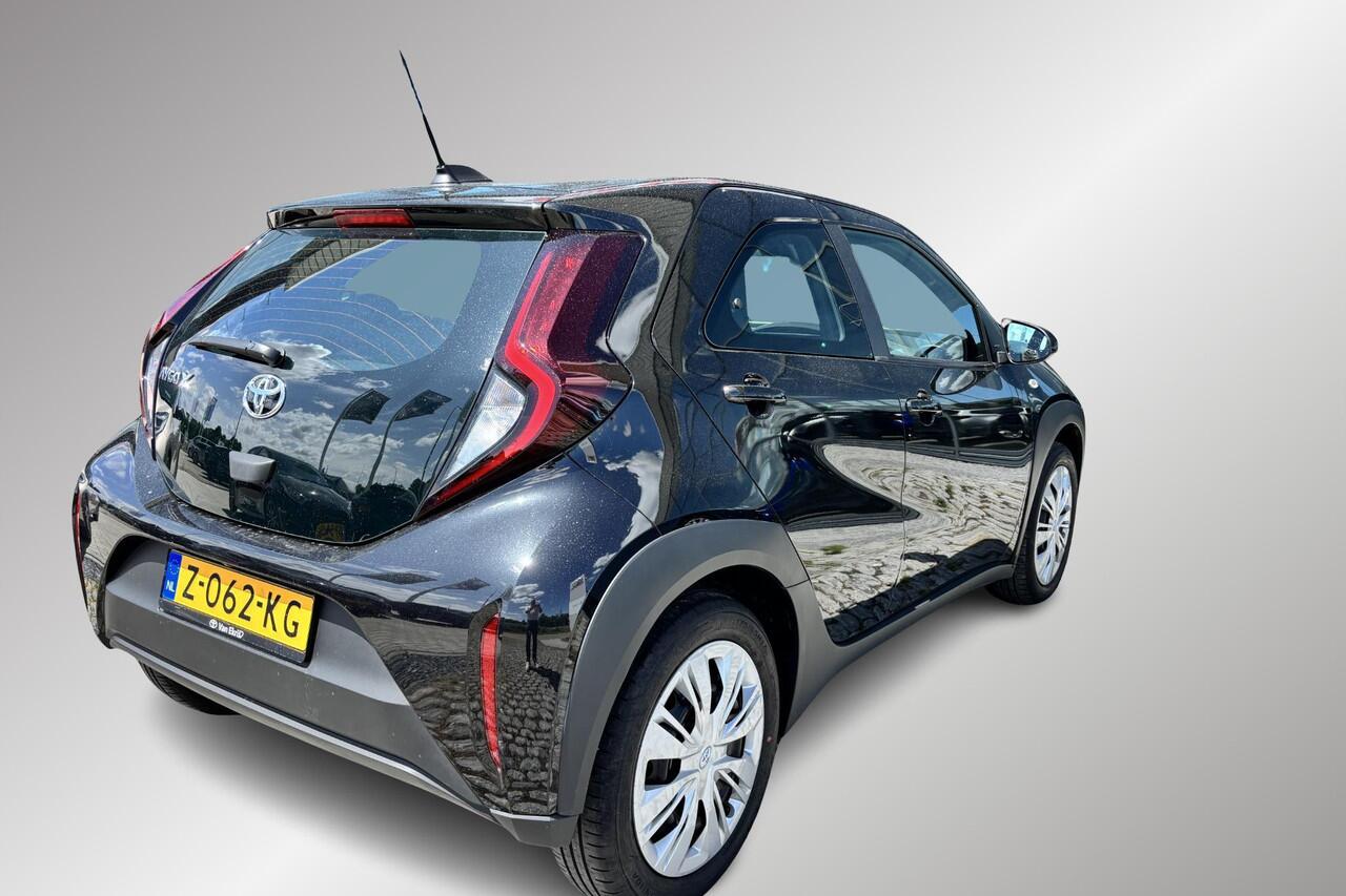 Toyota AYGO X 1.0 VVT-i MT Play Apple Carplay Android Auto draadloos, Camera