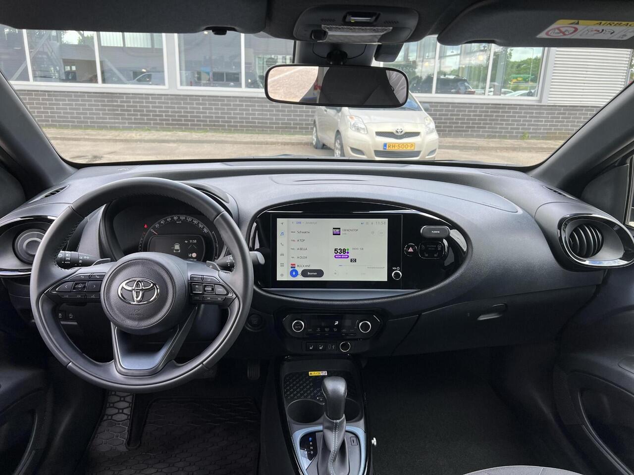 Toyota AYGO X 1.0 VVT-i S-CVT Premium Automaat