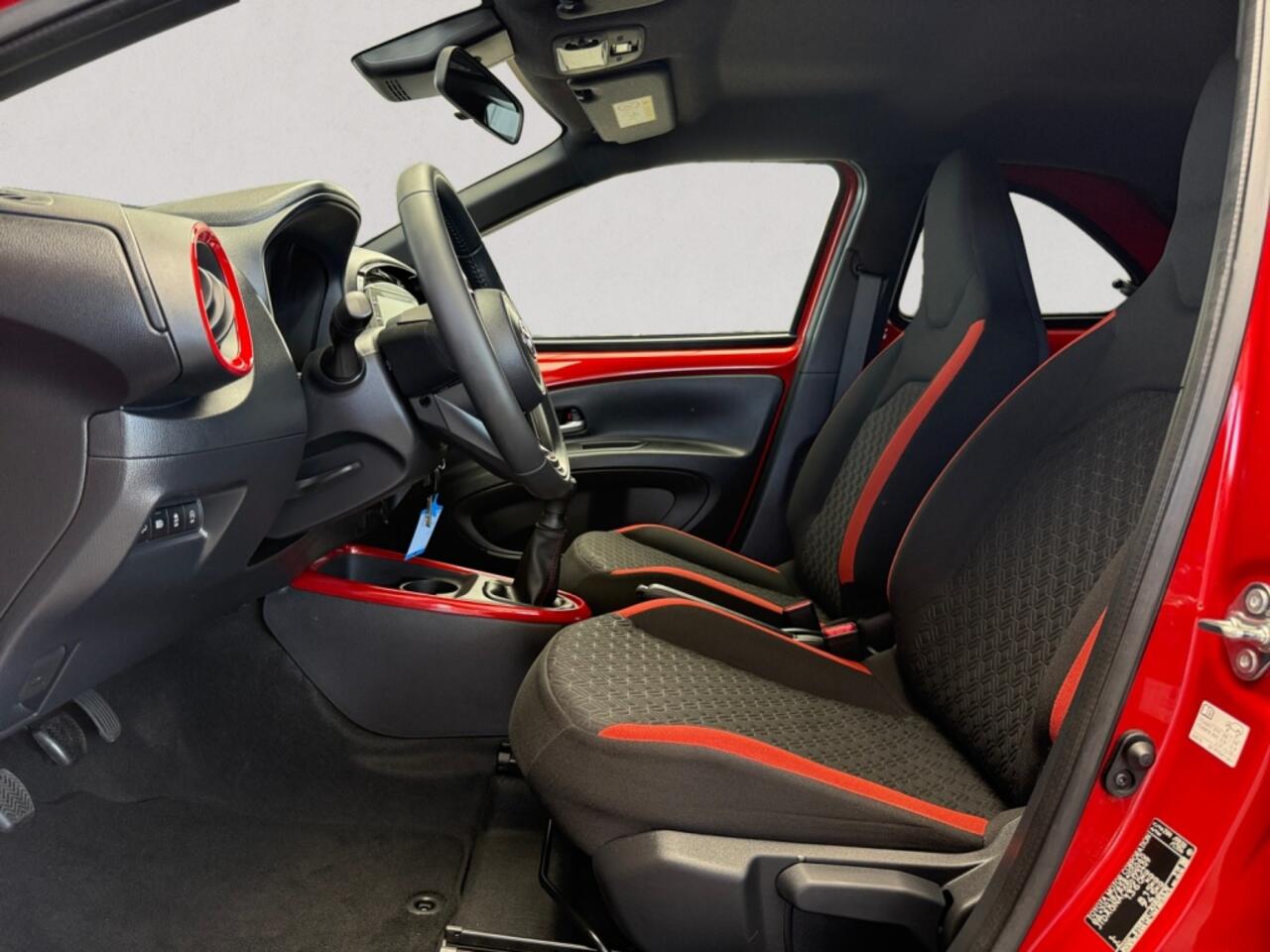 Toyota AYGO 1.0 VVT-i MT Play