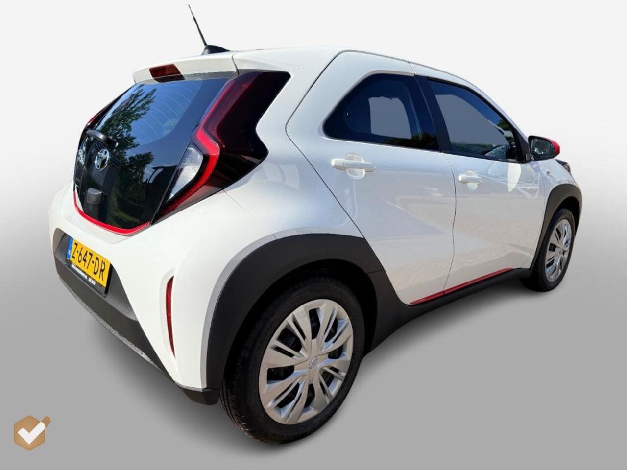 Toyota AYGO 1.0 VVT-i S-CVT Play Automaat 1e Eig. NL-Auto *Geen Afl. kosten*