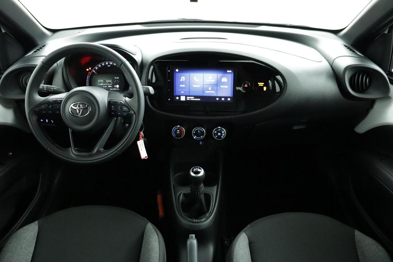 Toyota AYGO X 1.0 VVT-i MT Play | Apple Carplay/Android Auto |