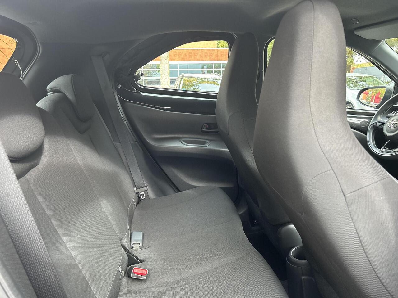 Toyota AYGO X 1.0 VVT-i MT Play