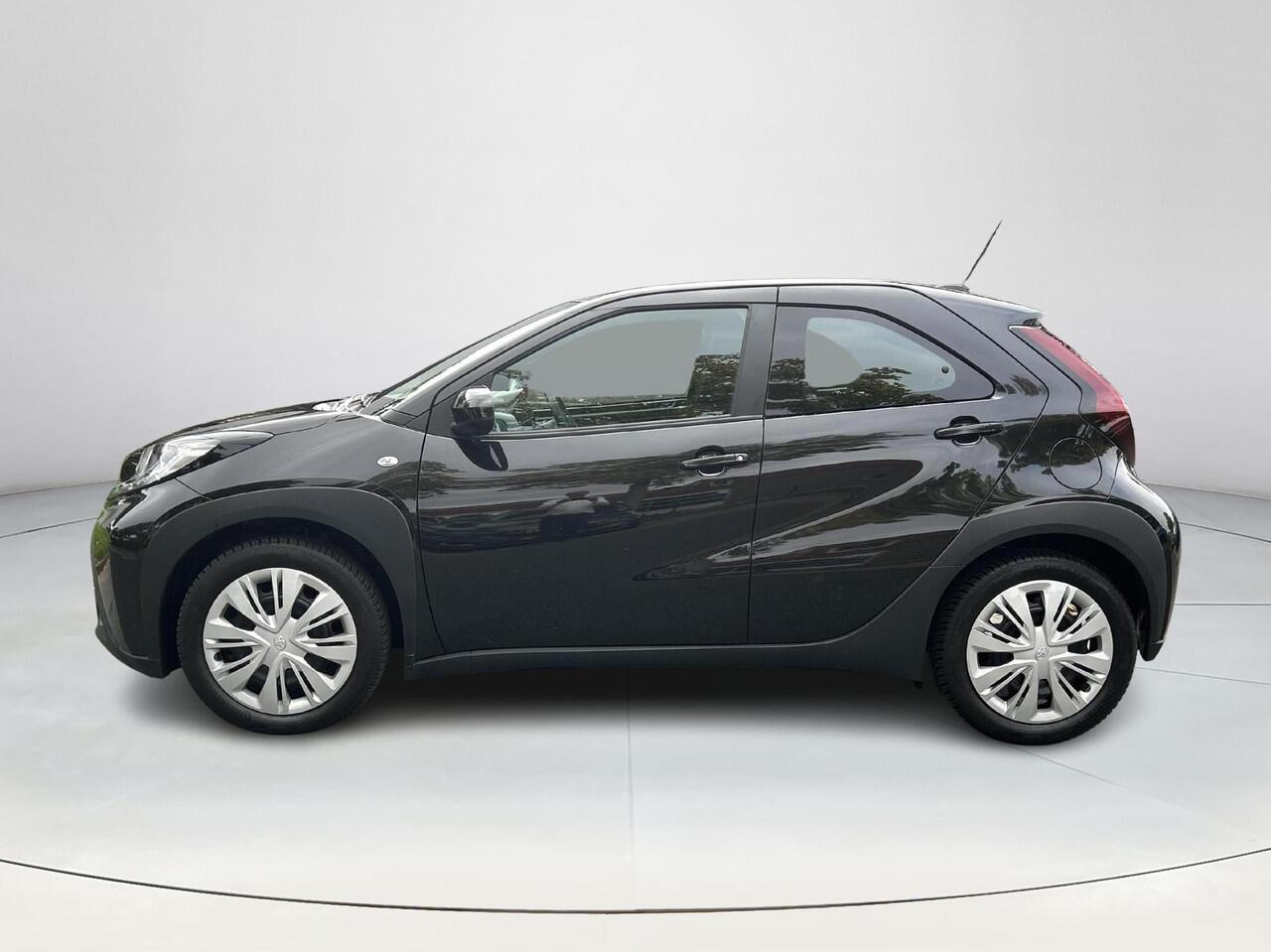 Toyota AYGO X 1.0 VVT-i MT Play