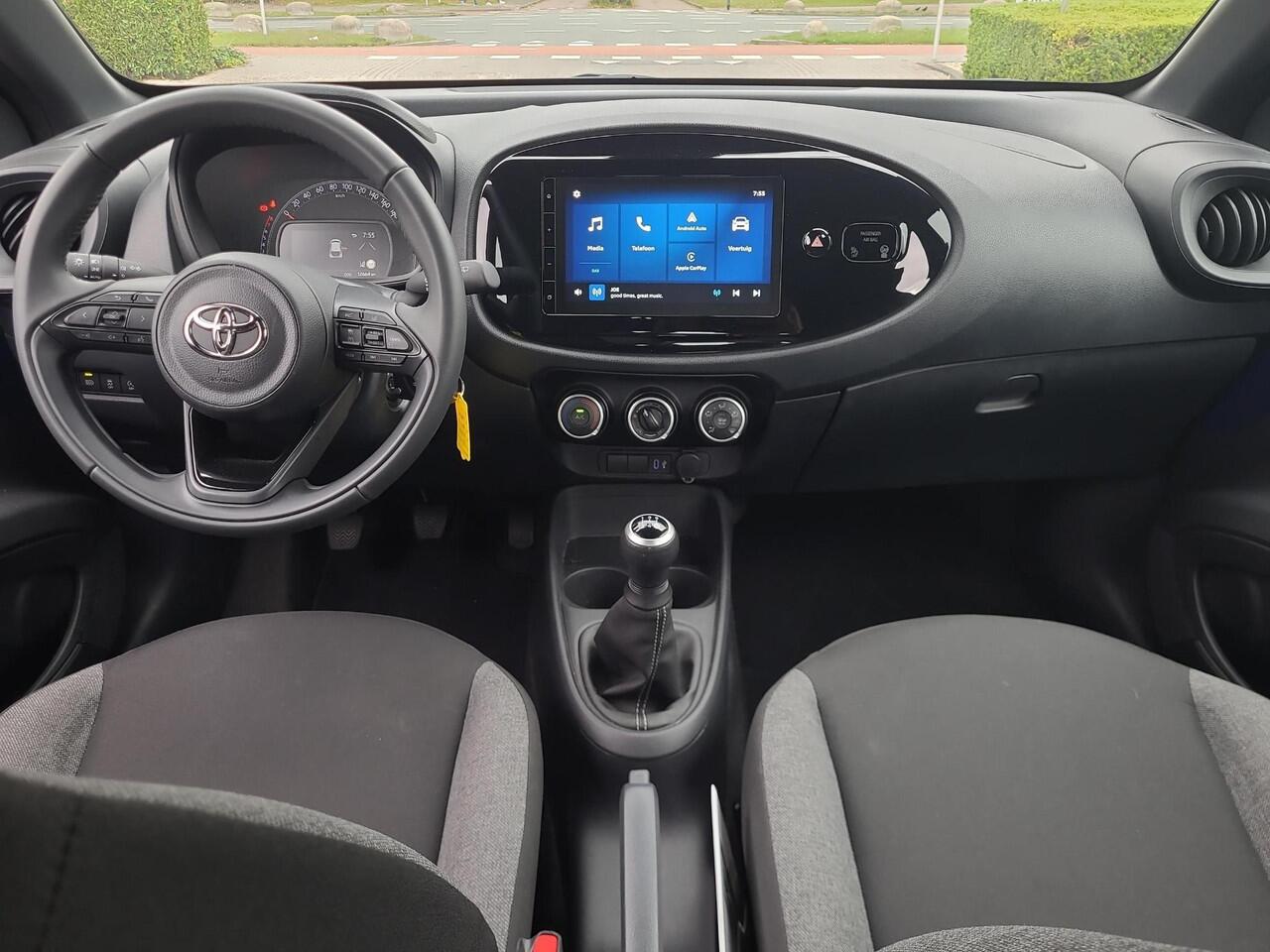 Toyota AYGO X 1.0 VVT-i MT Play | Apple CarPlay / Android Auto | Parkeercamera | Rijklaarprijs incl. garantie |