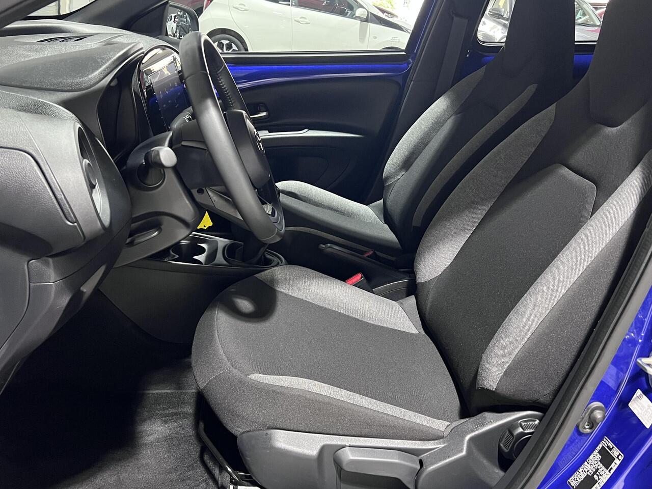 Toyota AYGO X 1.0 VVT-i MT Play | Dealer onderhouden | Apple carplay/anroid auto |