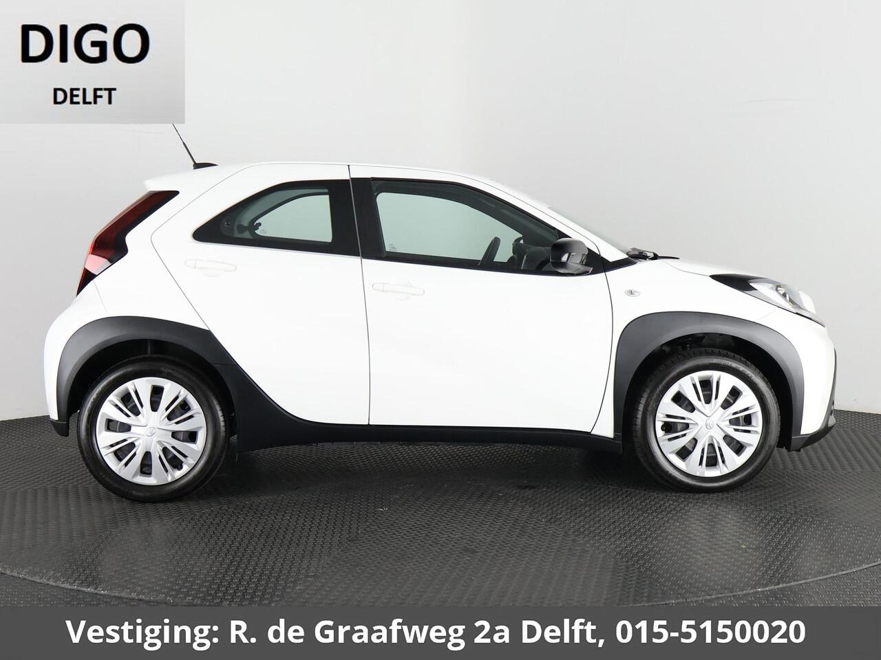 Toyota AYGO X 1.0 VVT-i MT Play | Apple Carplay & Android Auto | Adaptive Cruise Control | Cruise control