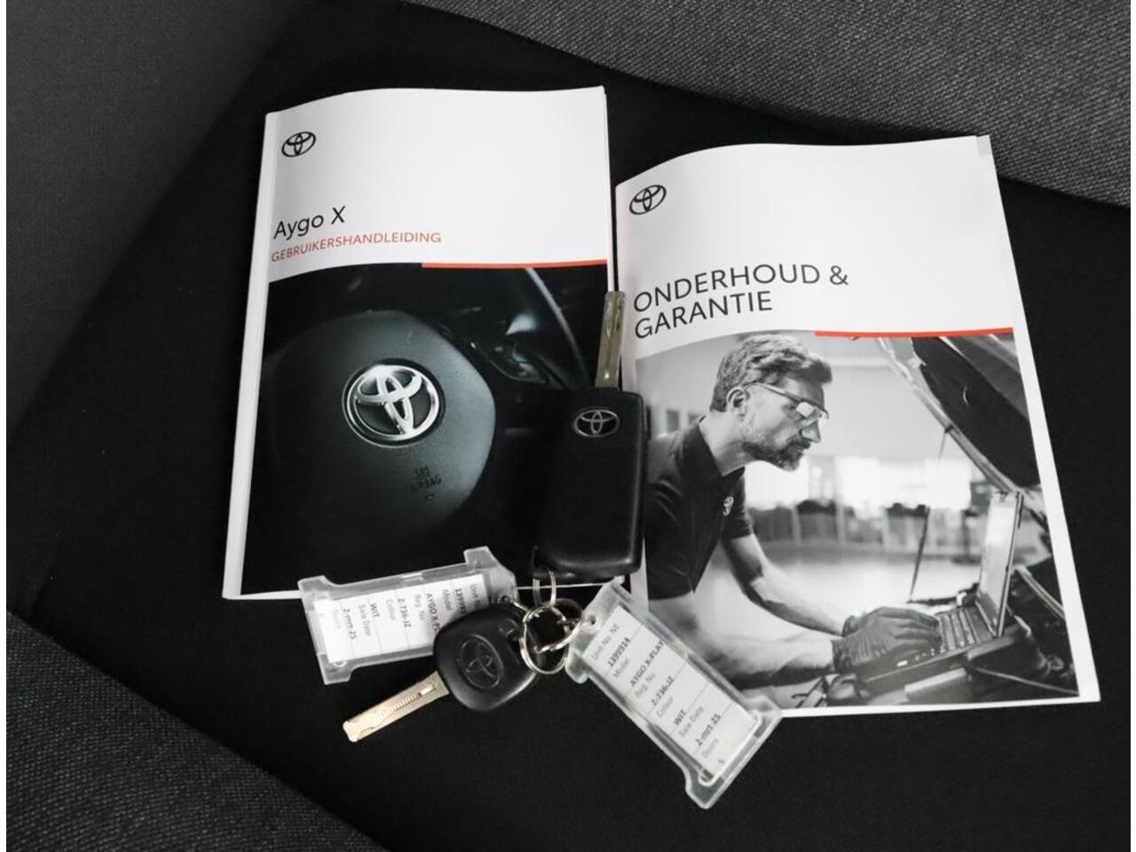 Toyota AYGO X 1.0 VVT-i MT Play