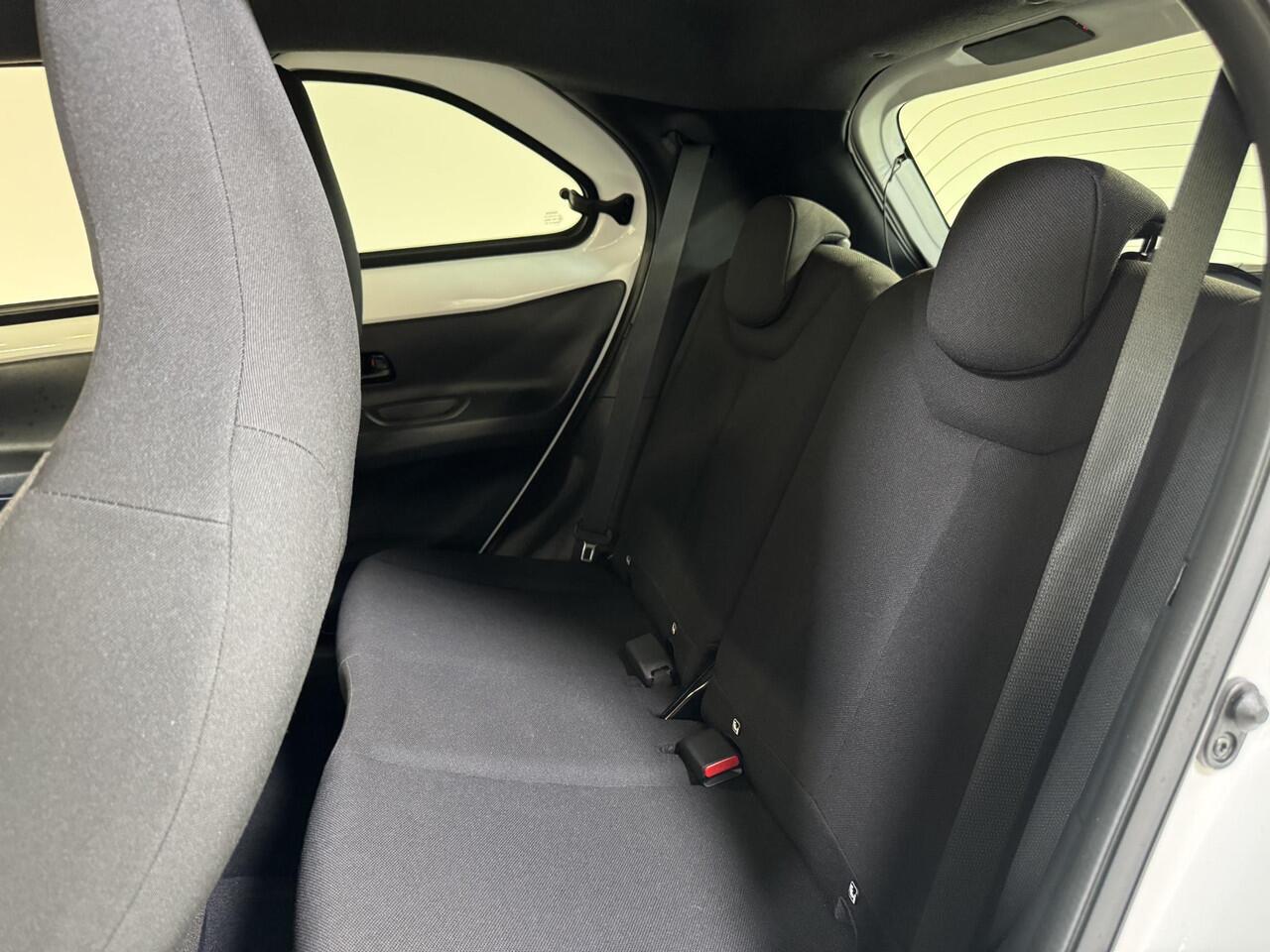 Toyota AYGO X 1.0 VVT-i MT Play | Airco | Draadloze carplay | Adaptieve cruise |