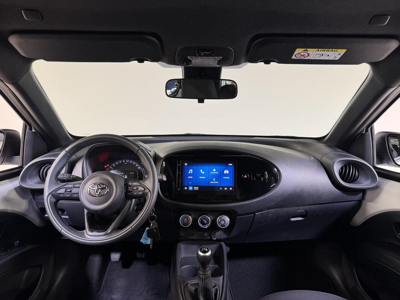 Toyota AYGO X 1.0 VVT-i MT Play | Airco | Draadloze carplay | Adaptieve cruise |