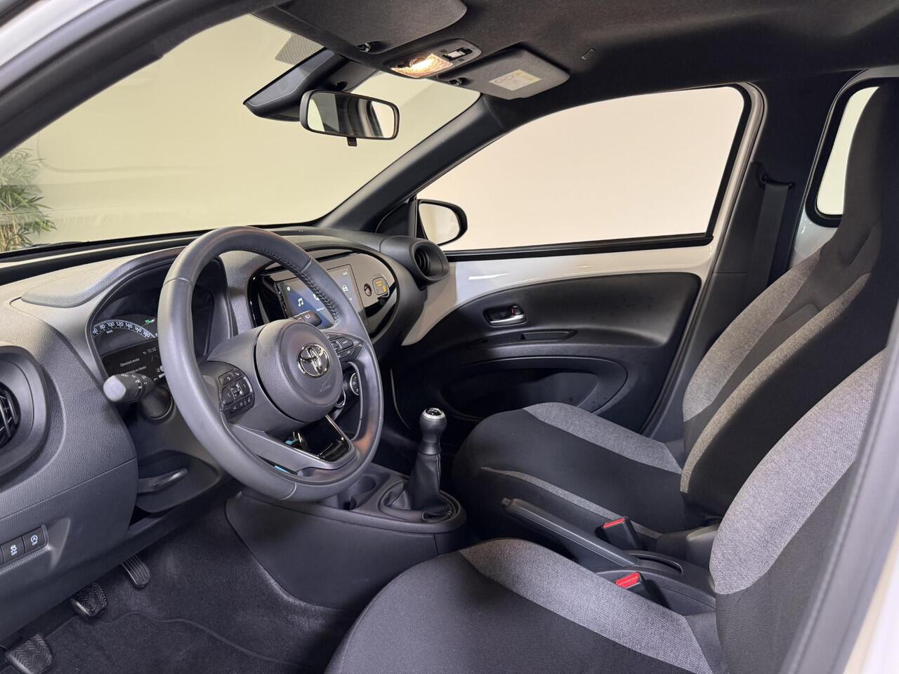 Toyota AYGO X 1.0 VVT-i MT Play | Airco | Draadloze carplay | Adaptieve cruise |