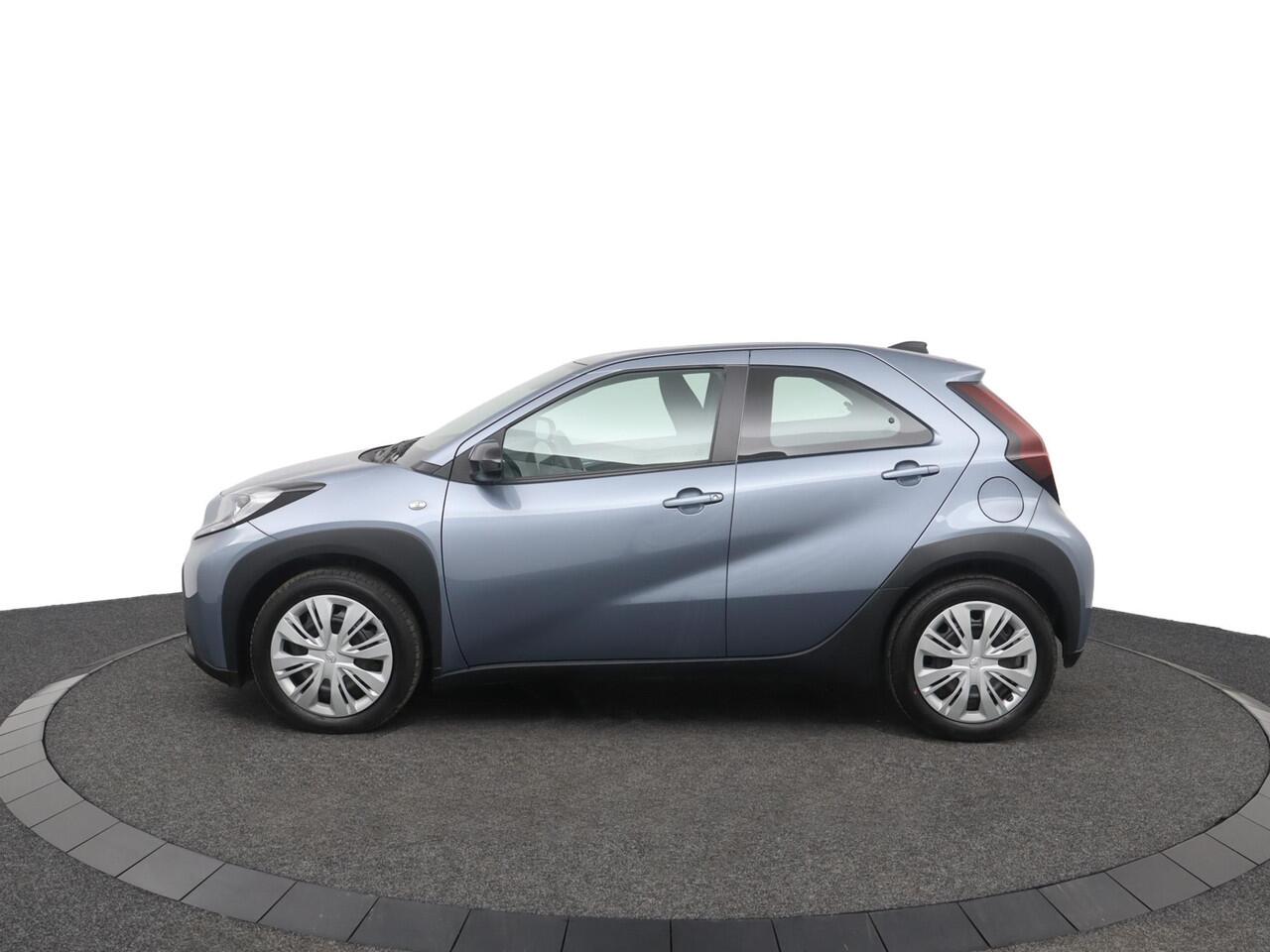 Toyota AYGO X 1.0 VVT-i MT Play | Cruise control | Apple carplay-android auto | Parkeercamera |