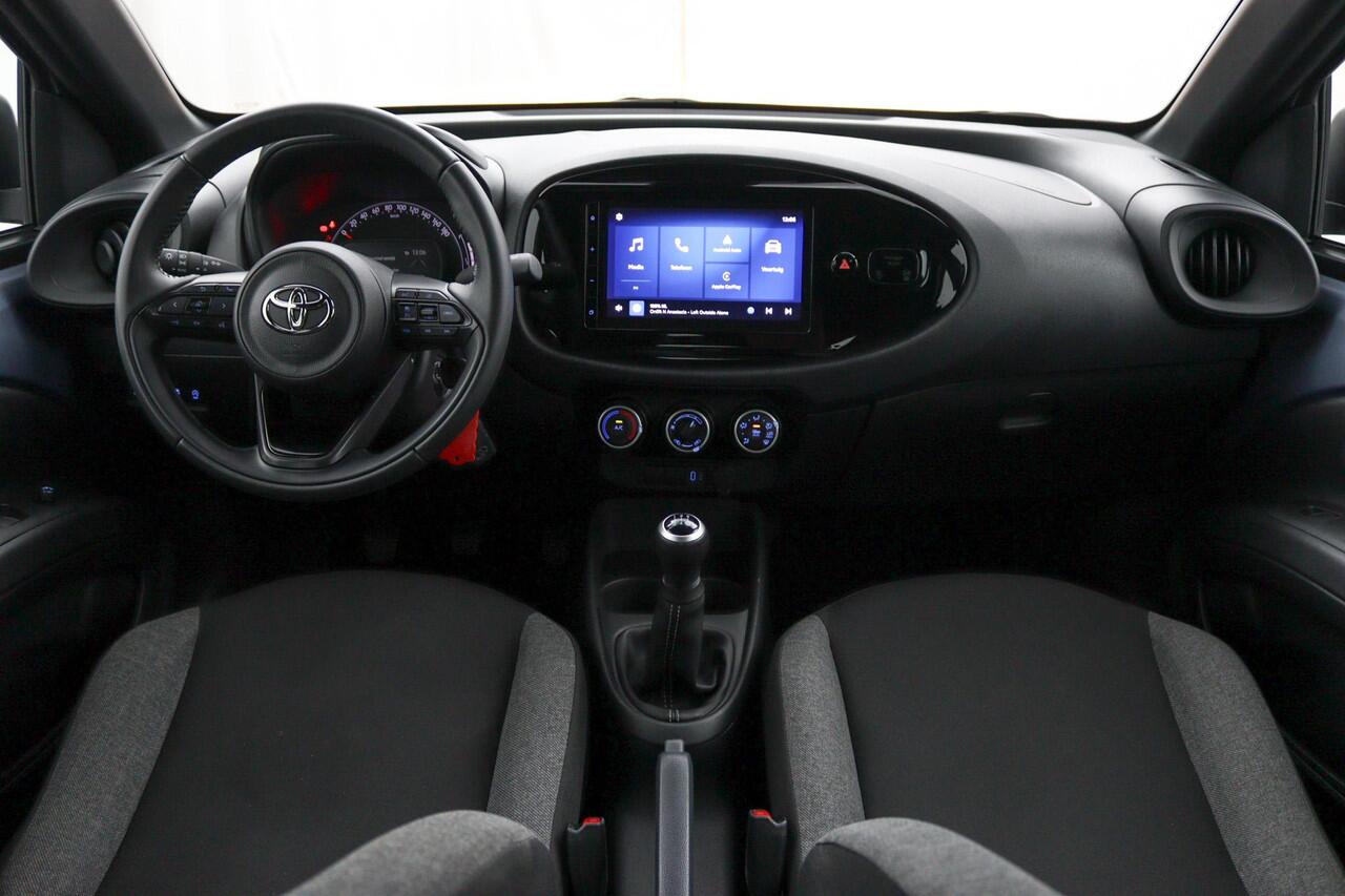 Toyota AYGO X 1.0 VVT-i MT Play | Cruise control | Apple carplay-android auto | Parkeercamera |