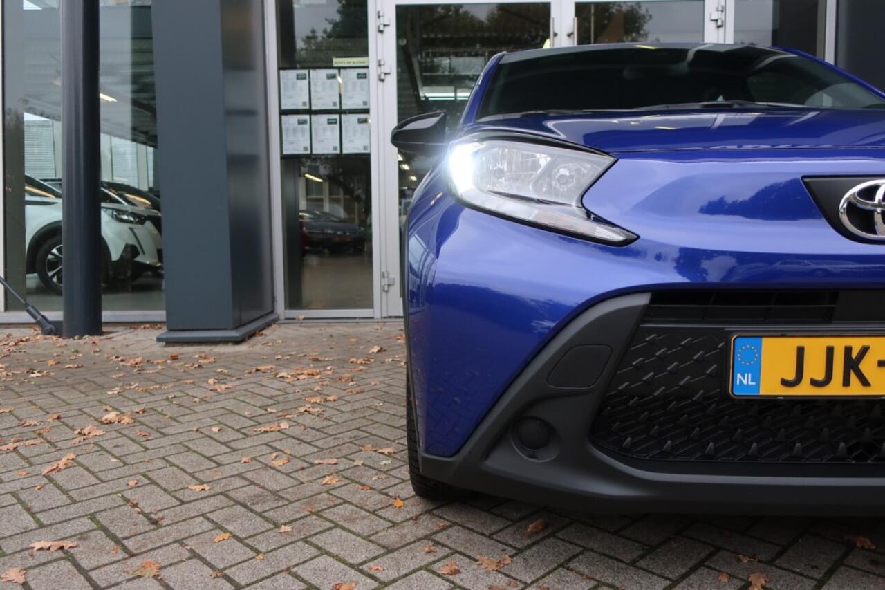 Toyota AYGO 1.0 VVT-I S-CVT Apple Carplay/ Android Auto, Clima, etc.