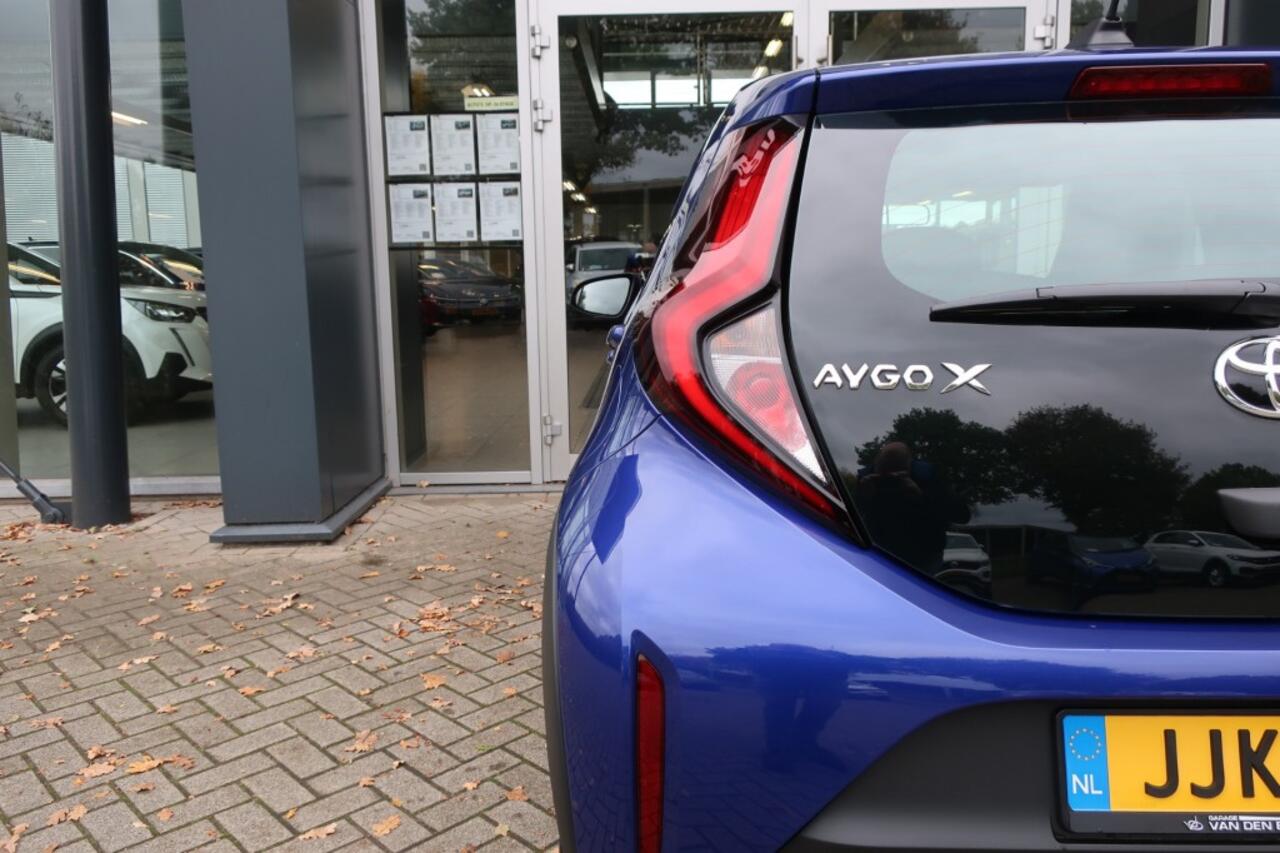 Toyota AYGO 1.0 VVT-I S-CVT Apple Carplay/ Android Auto, Clima, etc.