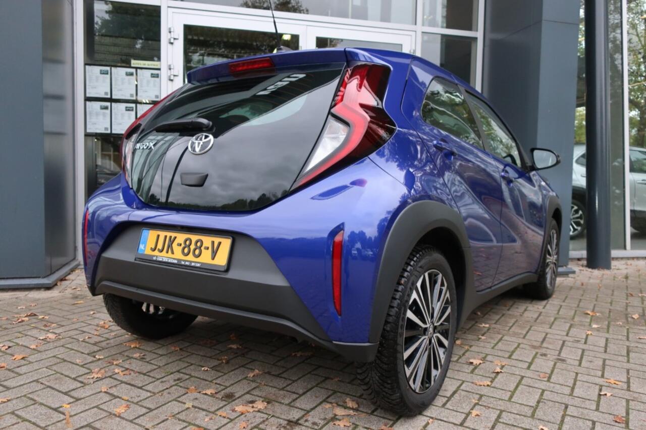 Toyota AYGO 1.0 VVT-I S-CVT Apple Carplay/ Android Auto, Clima, etc.