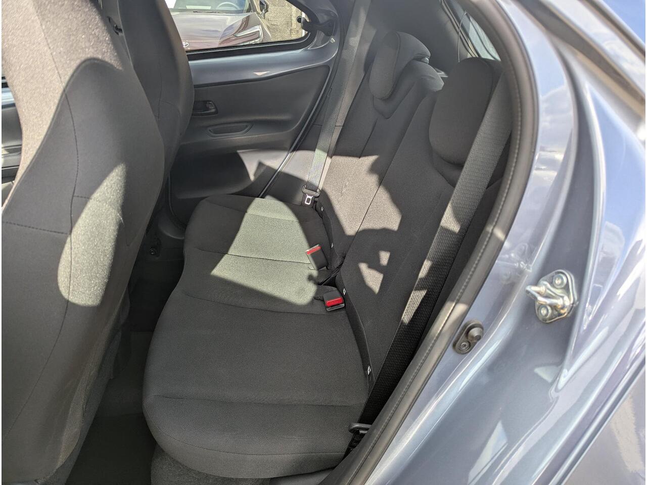 Toyota AYGO X 1.0 VVT-i S-CVT Play | Rijklaar | All season | NLauto