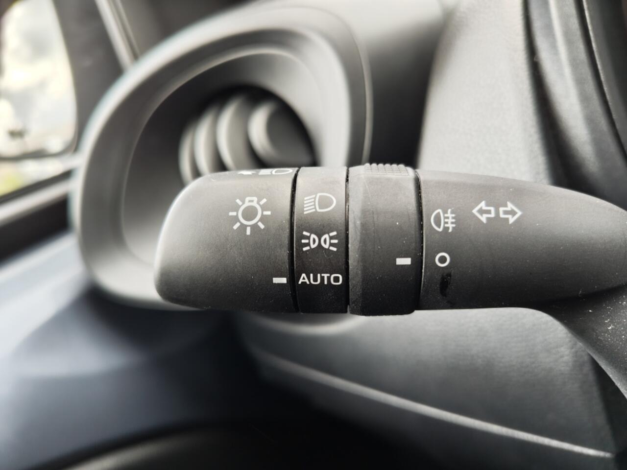 Toyota AYGO 1.0 VVT-i MT play | Android Auto/Apple Carplay | Adaptive Cruise