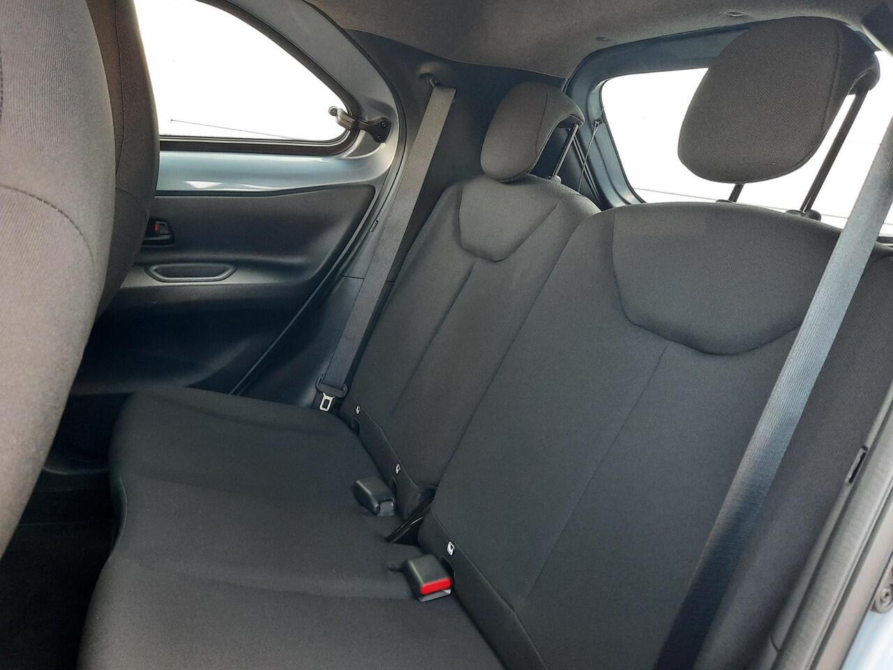 Toyota AYGO X 1.0 VVT-i MT Play