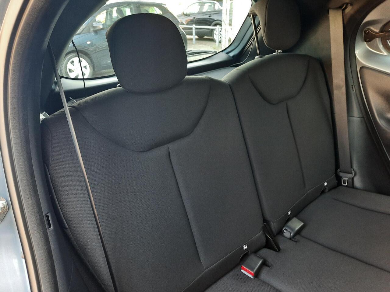 Toyota AYGO X 1.0 VVT-i MT Play