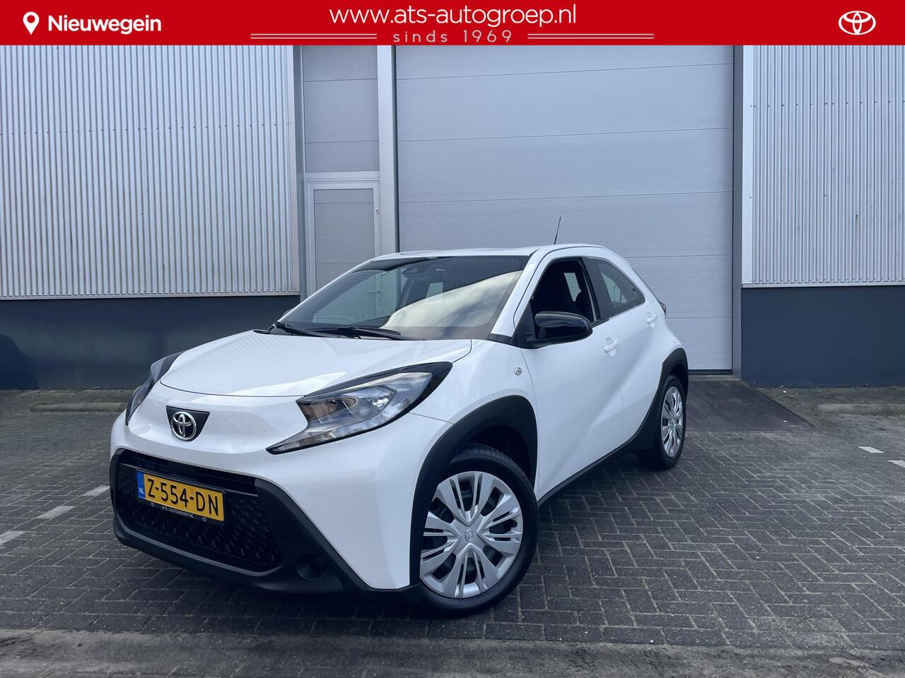 Toyota AYGO X 1.0 VVT-i MT Play