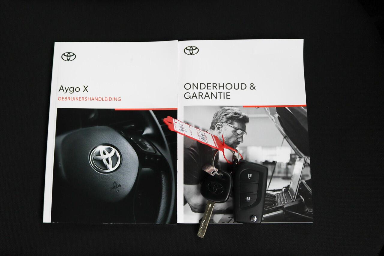 Toyota AYGO X 1.0 VVT-i MT Play | Cruise control | Apple carplay-android auto | Parkeercamera |