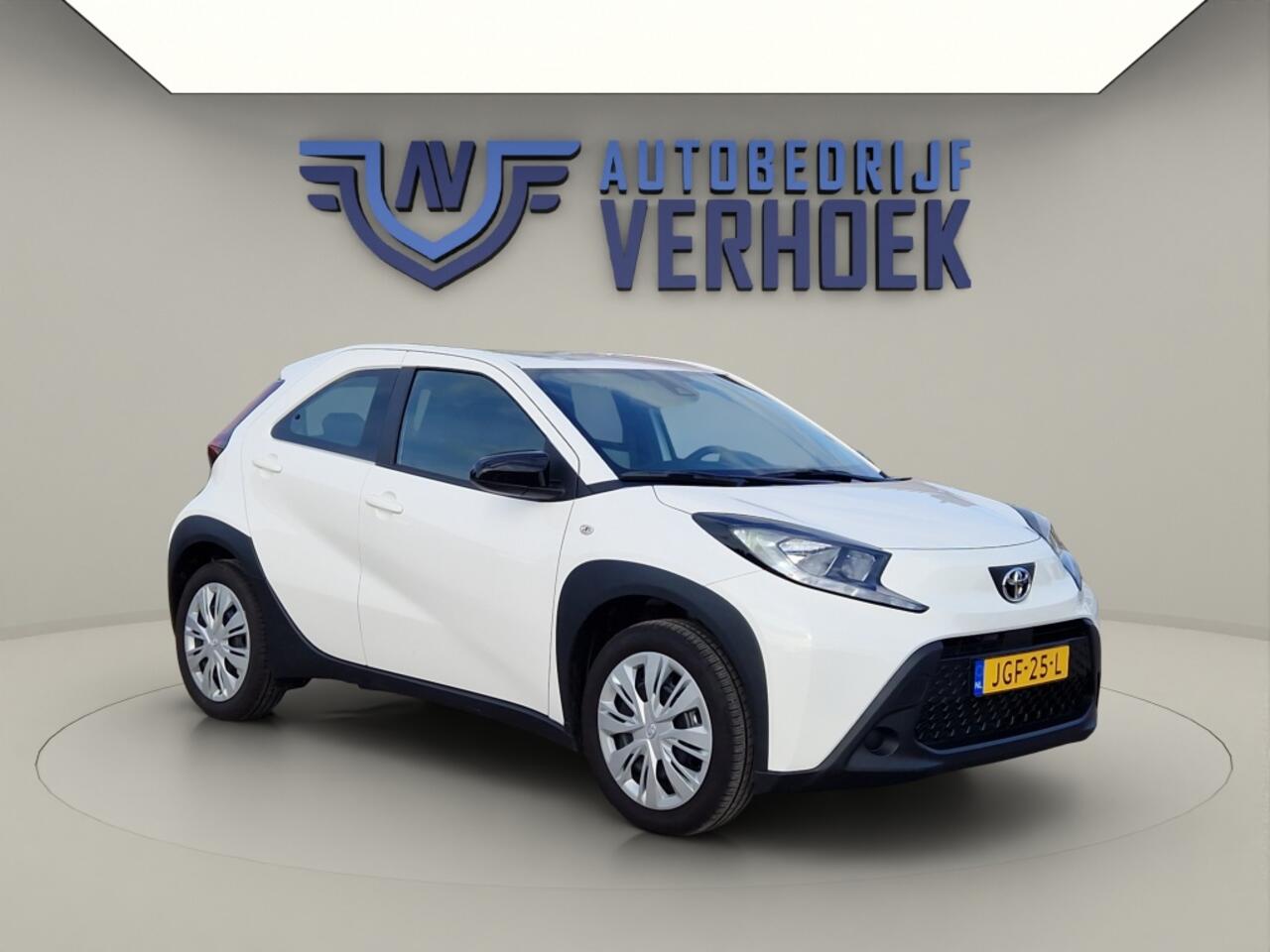 Toyota AYGO 1.0 VVT-i S-CVT Play Automaat - Groot Multimedia scherm