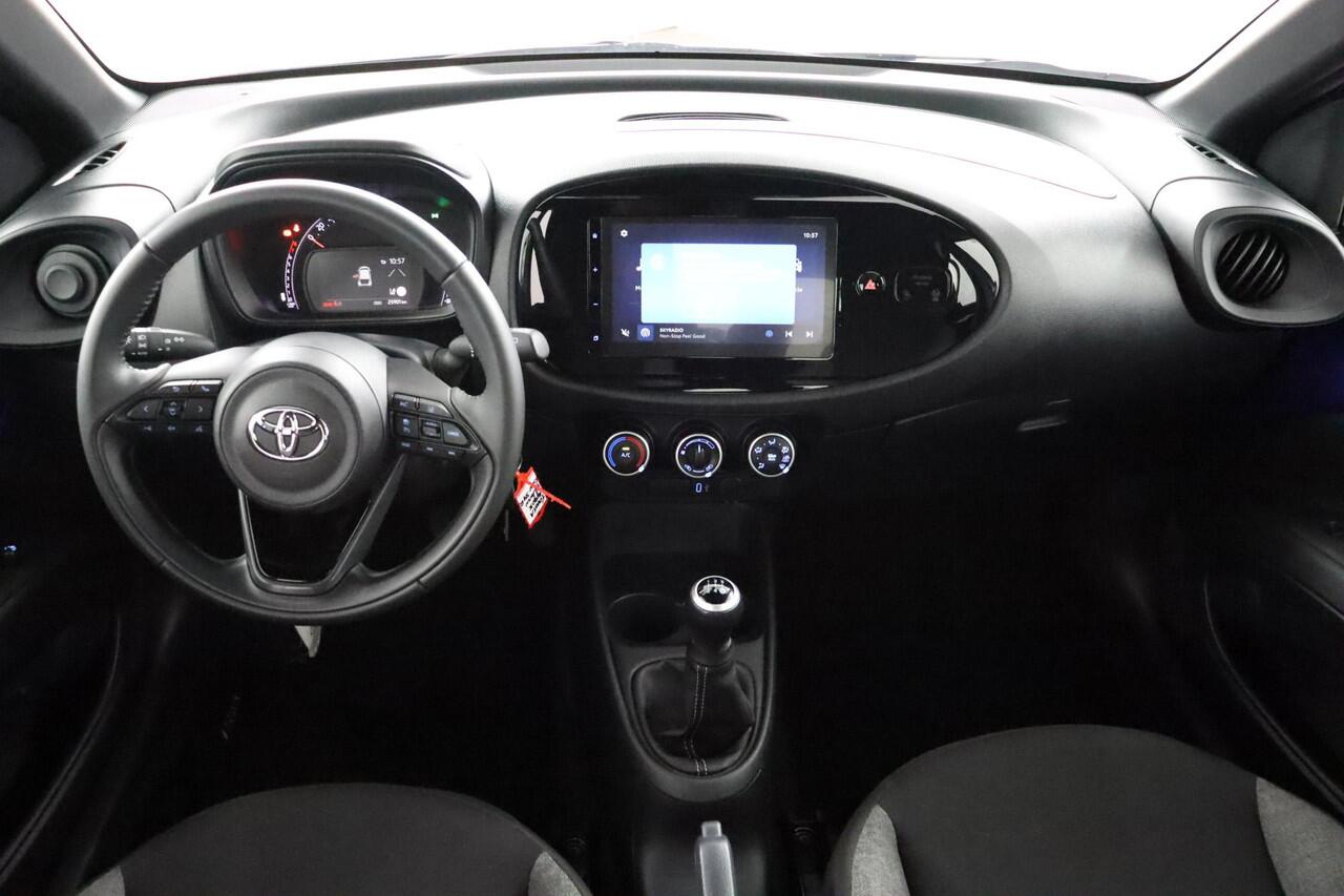 Toyota AYGO X 1.0 VVT-i MT Play | Apple Carplay & Android auto | Airco | Cruise control |