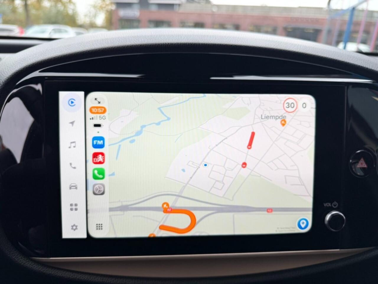 Toyota AYGO 1.0 Automaat JBL Navi Carplay Camera Led Airco(ECC)