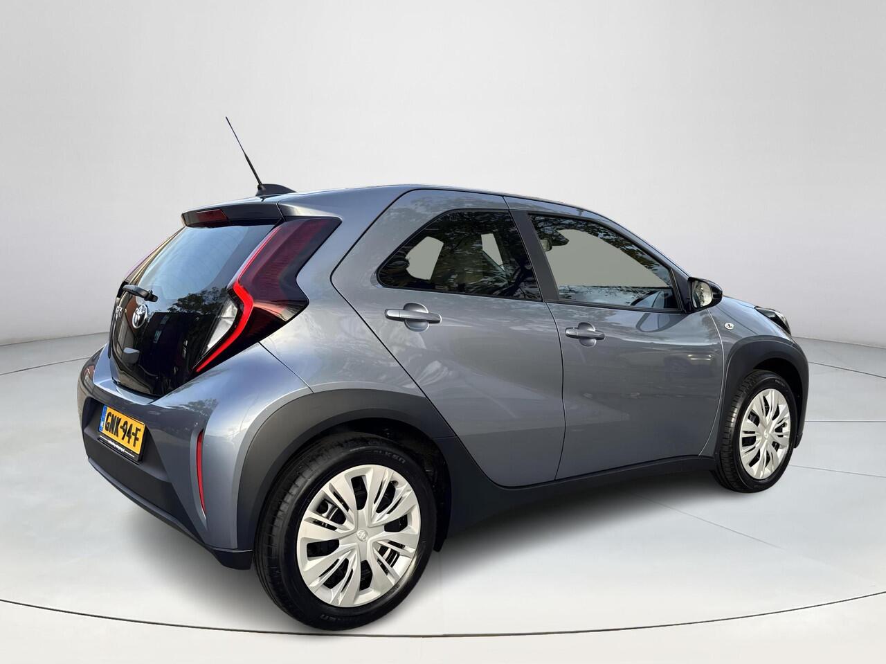 Toyota AYGO X 1.0 VVT-i MT Play | 06-10141018 Voor meer informatie