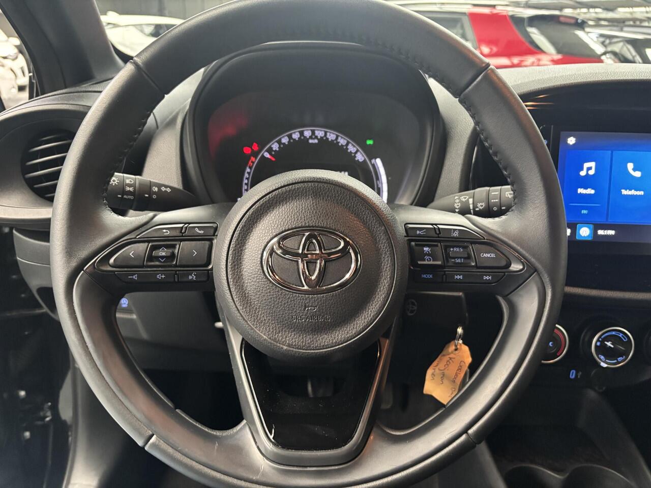 Toyota AYGO X 1.0 VVT-i MT Play SLEHCHTS 40.546KM, APPLE CARPLAY/ANDROID AUTO!!