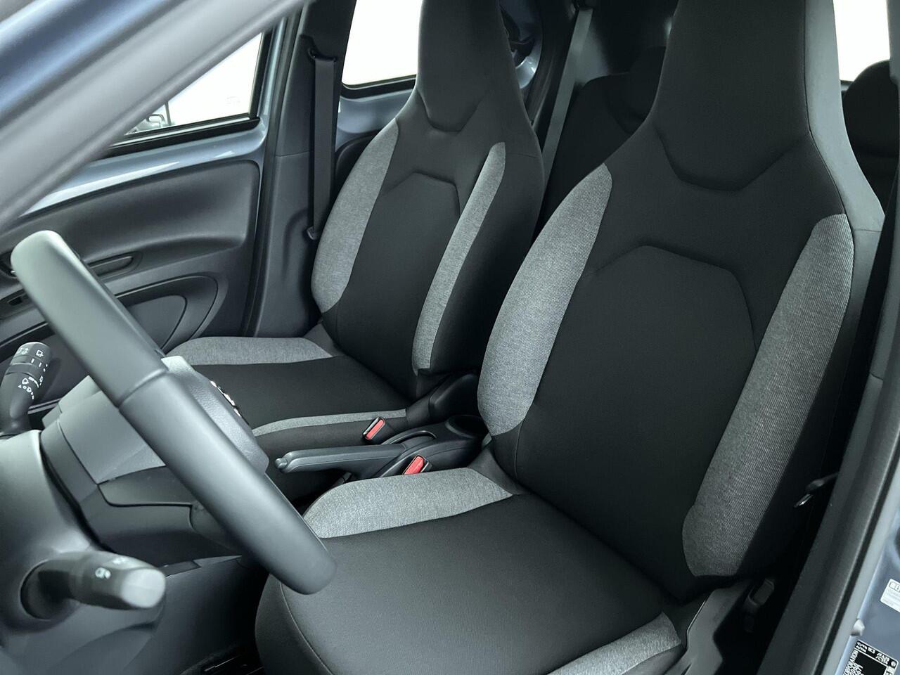 Toyota AYGO X 1.0 VVT-i MT Play | Rijklaar | P.cam | Apple-/Android Carplay