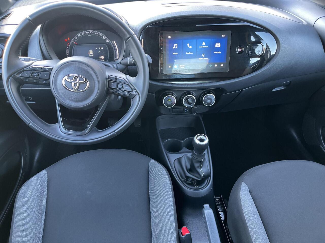 Toyota AYGO X 1.0 VVT-i MT Play | Airconditioning | Carplay | Parkeercamera | Adaptive cruise control |