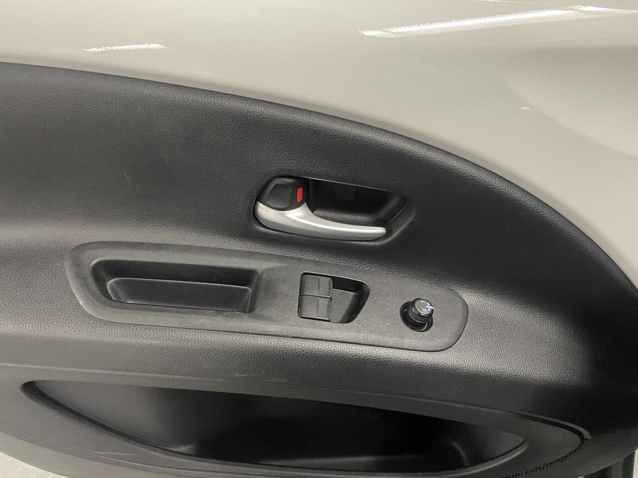 Toyota AYGO X 1.0 VVT-i MT Play