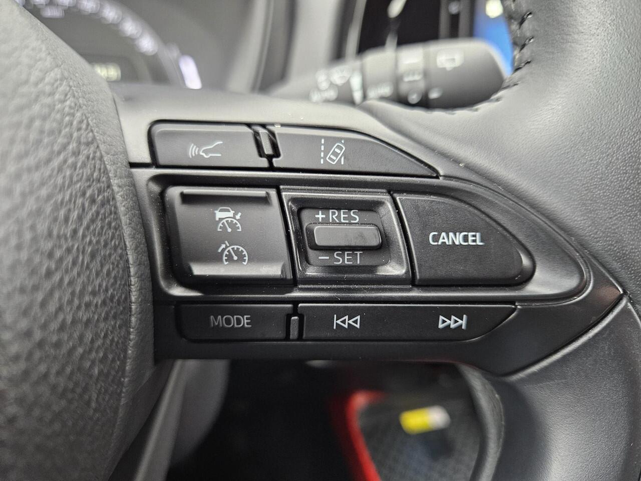 Toyota AYGO X 1.0 VVT-i MT Premium Special | Parkeersensoren rondom | Full map Navigatie | Keyless/Smart entry |