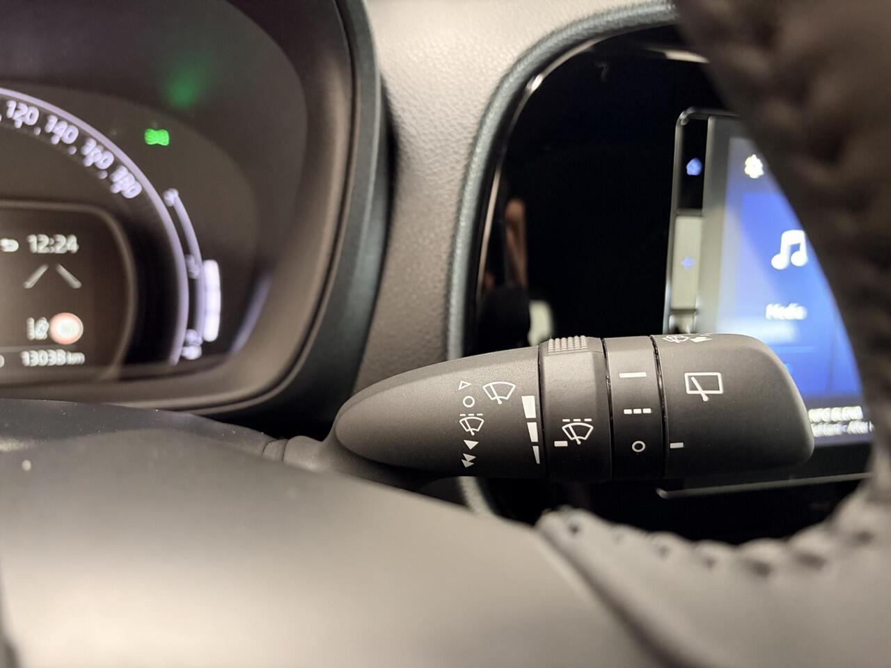 Toyota AYGO X 1.0 VVT-i MT Play