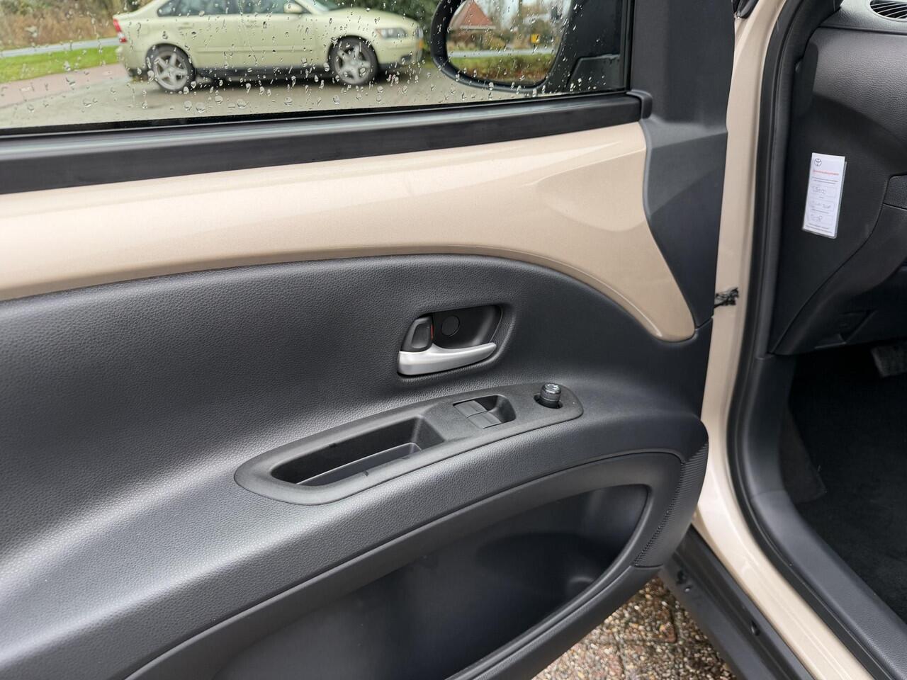 Toyota AYGO X 1.0 VVT-i S-CVT Pulse Automaat