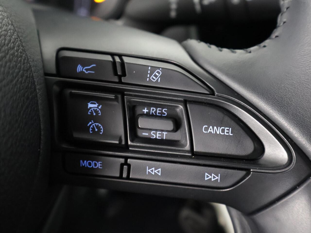 Toyota AYGO X 1.0 VVT-i MT Play | Apple Carplay & Android Auto | Adaptive Cruise Control | Cruise control