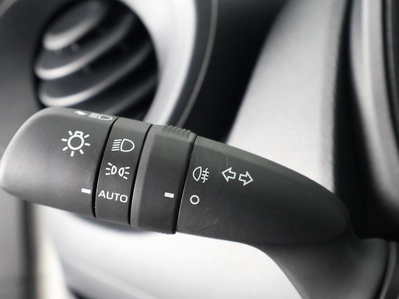 Toyota AYGO X 1.0 VVT-i MT Play | Apple Carplay & Android Auto | Adaptive Cruise Control | Cruise control