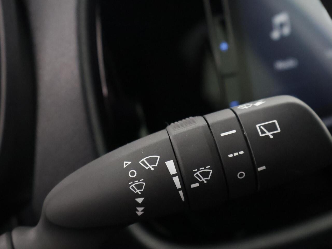 Toyota AYGO X 1.0 VVT-i MT Play | Apple Carplay & Android Auto | Adaptive Cruise Control | Cruise control