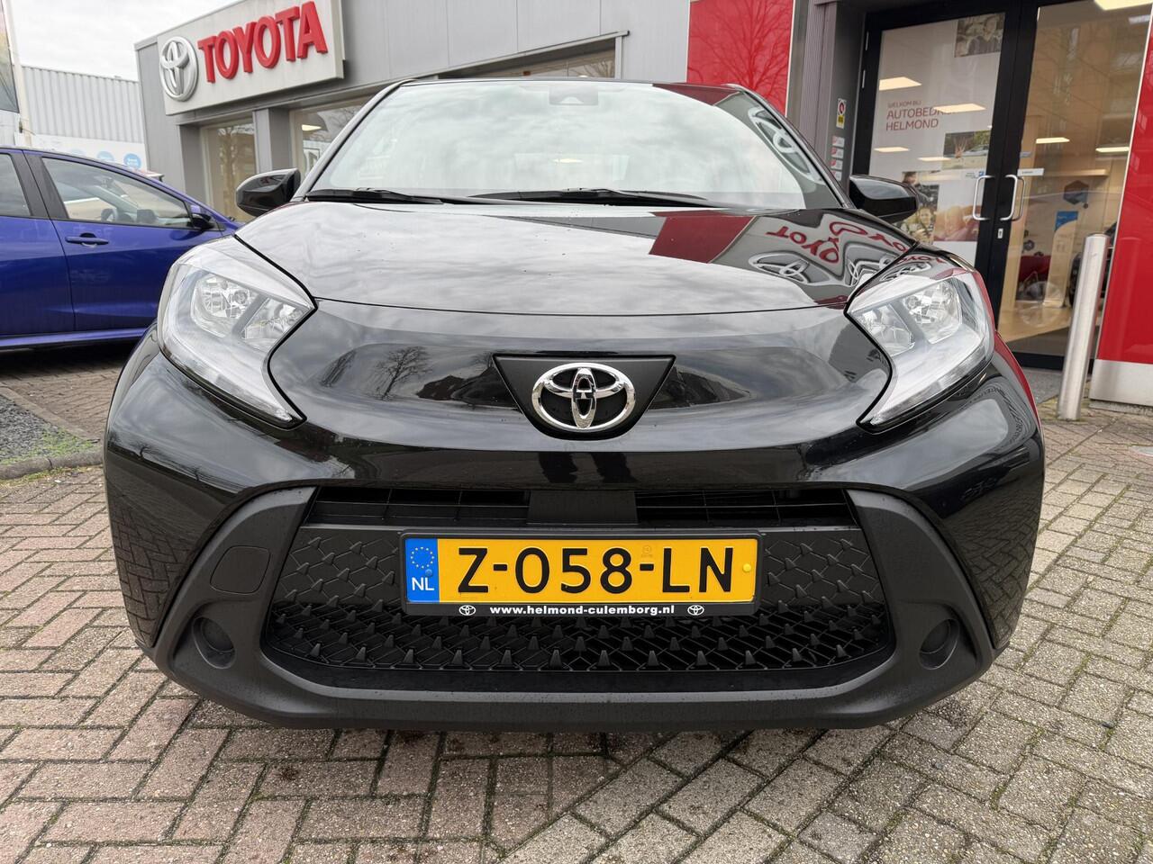 Toyota AYGO X 1.0 VVT-i MT Play