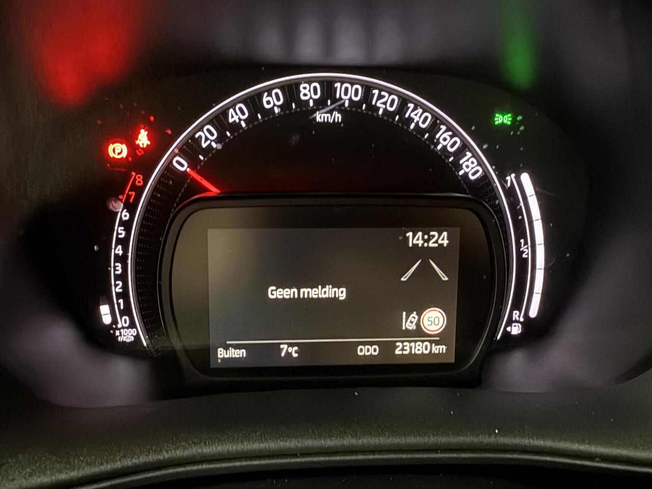 Toyota AYGO X 1.0 VVT-i MT Play