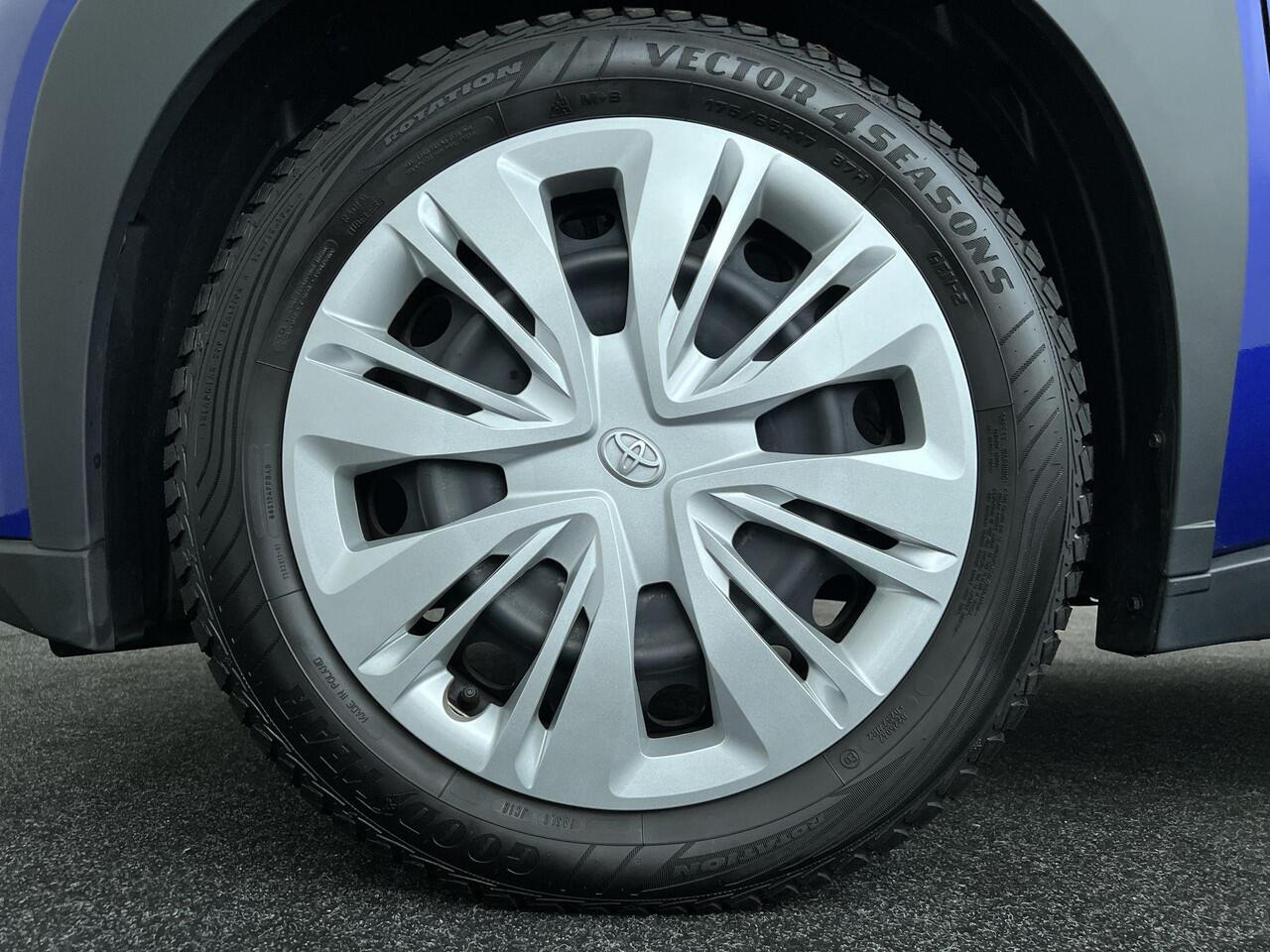 Toyota AYGO X 1.0 VVT-i MT Play