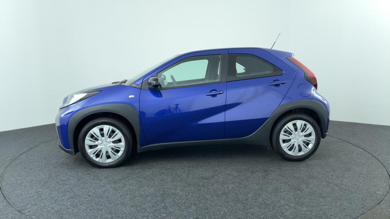 Toyota AYGO X 1.0 VVT-i MT Play