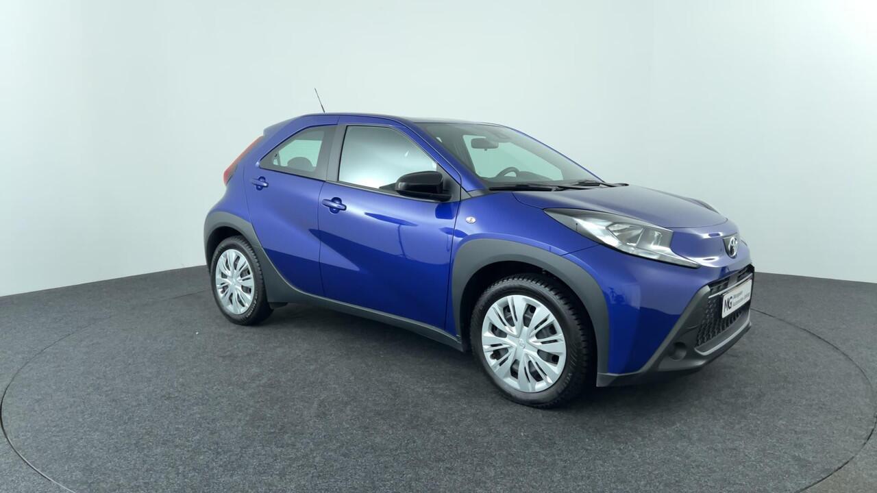 Toyota AYGO X 1.0 VVT-i MT Play