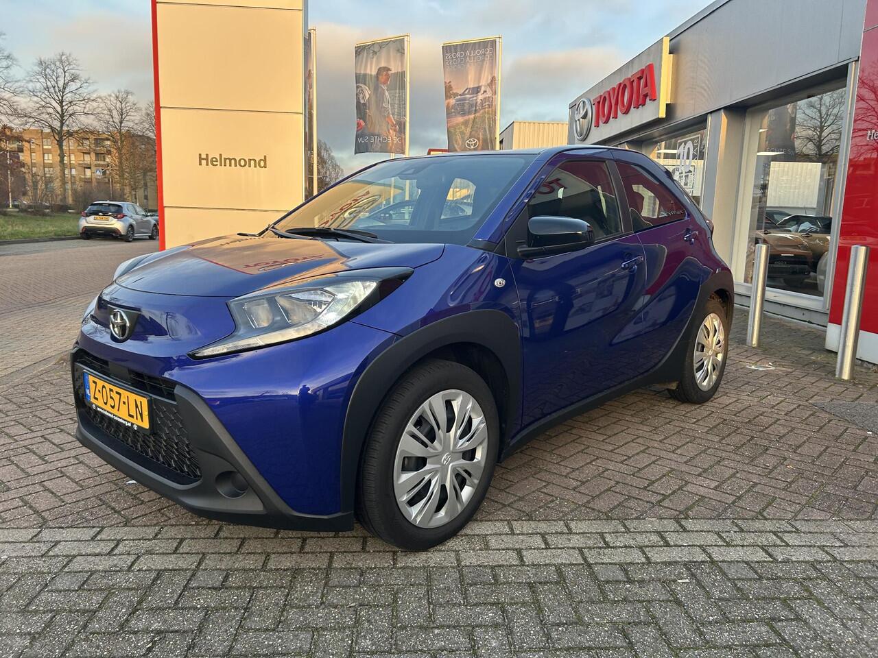 Toyota AYGO X 1.0 VVT-i MT Play